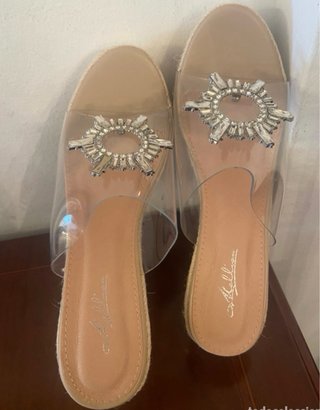 Zapatillas cuña esparto boutique Marbella