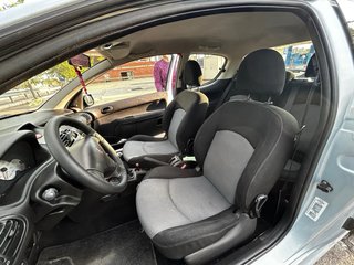 Peugeot 206 2003