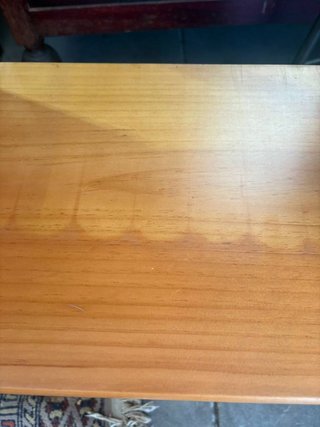 ESTANTERÍA DE MADERA