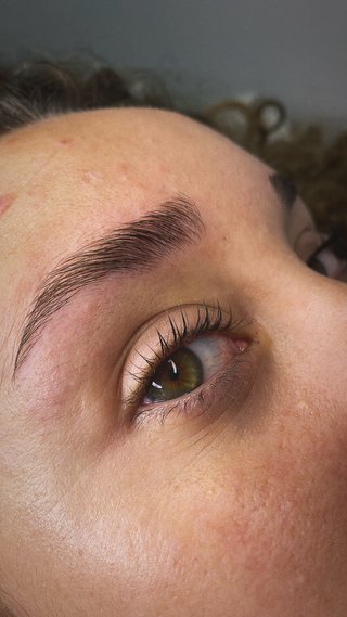 ALISADO-LAMINADO Y PERFILADO CEJAS-LIMPIEZA FACIAL