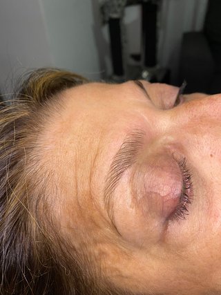 ALISADO-LAMINADO Y PERFILADO CEJAS-LIMPIEZA FACIAL