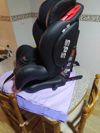 Silla Coche ISOFIX 9-36 kg Cam, contiene manual.