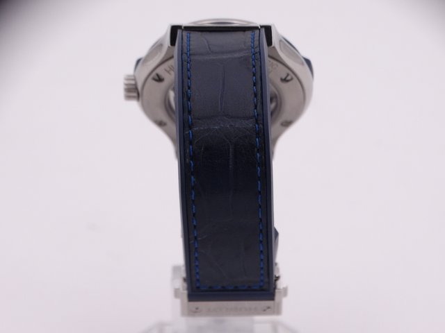 HUBLOT Classic Fusion 38 Azul PAPELES