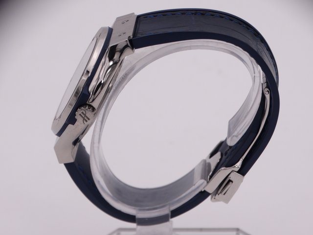 HUBLOT Classic Fusion 38 Azul PAPELES