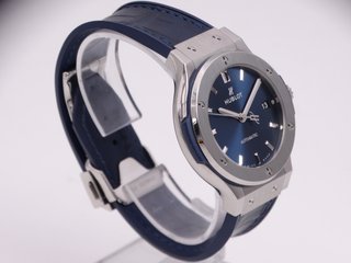 HUBLOT Classic Fusion 38 Azul PAPELES