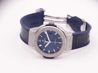 HUBLOT Classic Fusion 38 Azul PAPELES