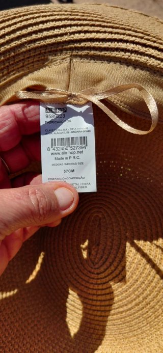 Sombrero de ala ancha para mujer
