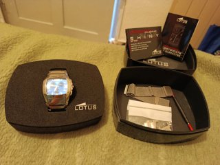 Reloj Lotus Azul y Plateado