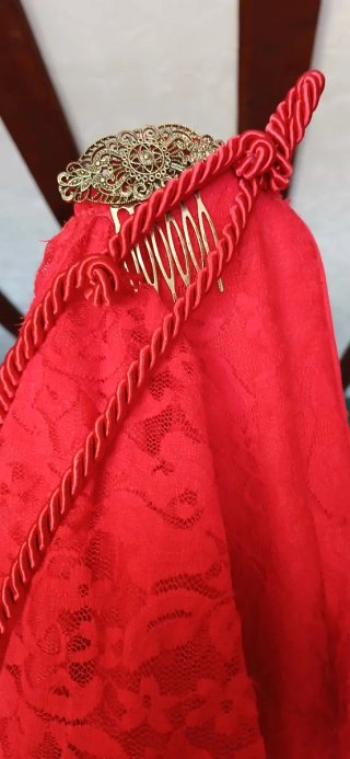 Traje de flamenca rojo y blanco