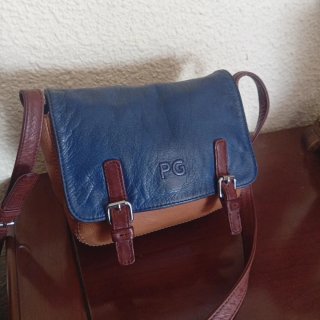 Bolso bandolera Purificación García piel
