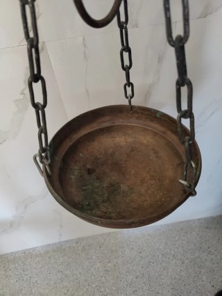 Balanza romana antigua de latón