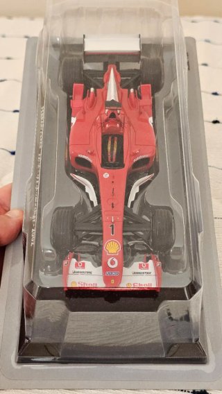 Ferrari F1 2002 Michael Schumacher 1:24