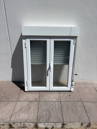 Ventana Aluminio con Persiana