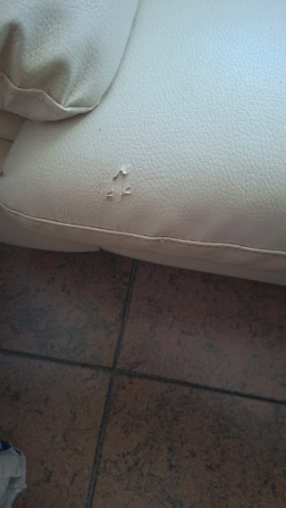 Sofá de 2 plazas en piel beige