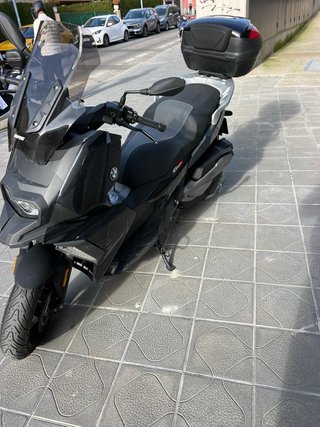BMW C400X Maxi Scooter Negra y Gris