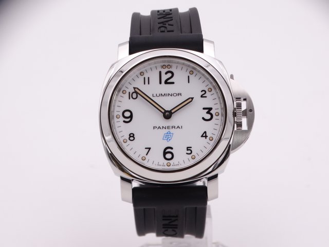 PANERAI Luminor Base Logo 44mm PAM00630