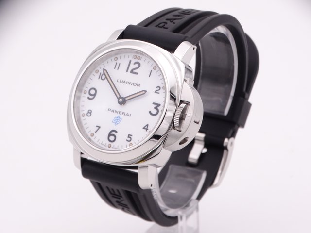 PANERAI Luminor Base Logo 44mm PAM00630