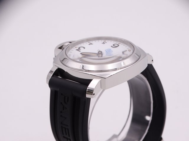 PANERAI Luminor Base Logo 44mm PAM00630