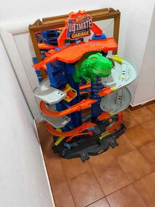 Hot Wheels City Ultimate Garage