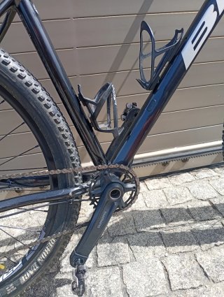 Bicicleta Montaña (MTB),está casi nueva, poco uso.