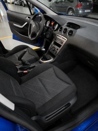 Peugeot 308 2011