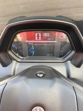 Yamaha NMAX Tech MAX