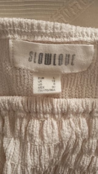 Camiseta Slowlove blanco roto