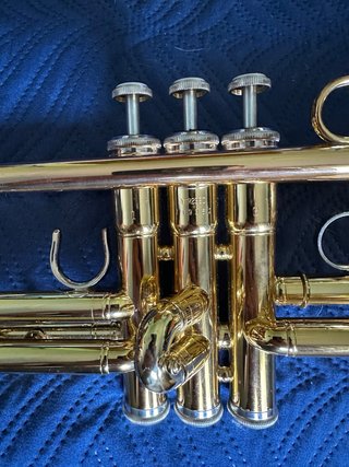 Trompeta Yamaha YTR 2330