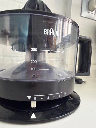 Exprimidor Braun Negro