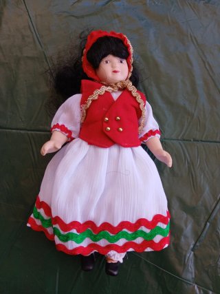 Muñecas de porcelana artesanales