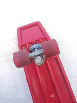 Monopatín rojo retro 80'
