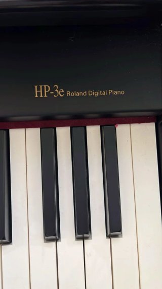 Piano Roland Eléctrico Negro