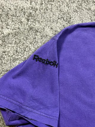 Reebok vintage 90s tee morado gráfico L