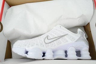 Zapatillas Nike Shox Plata y Blanco
