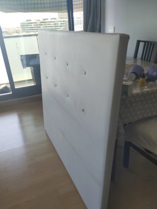 Cabecero de cama blanco