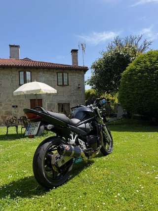 Moto Naked Suzuki Bandit 650 A2