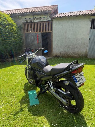 Moto Naked Suzuki Bandit 650 A2