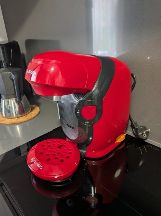 Cafetera Tassimo Bosch Roja