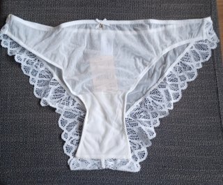 Braguita encaje tul blanco T. L