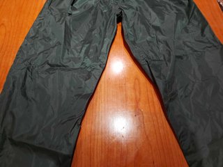 Pantalón impermeable verde XXL