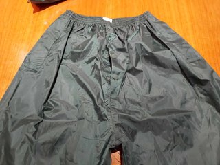 Pantalón impermeable verde XXL