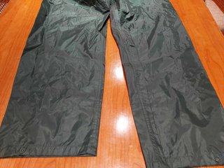 Pantalón impermeable verde XXL
