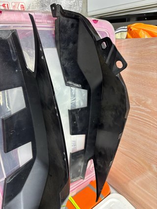 Tapas Laterales Yamaha XMAX Negras