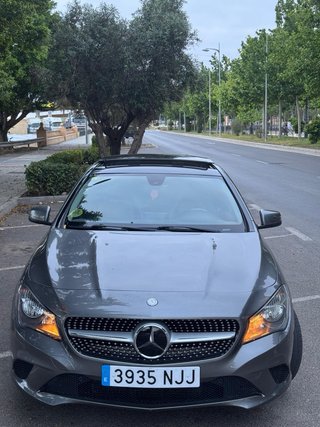 Mercedes-Benz Clase CLA 180  2014