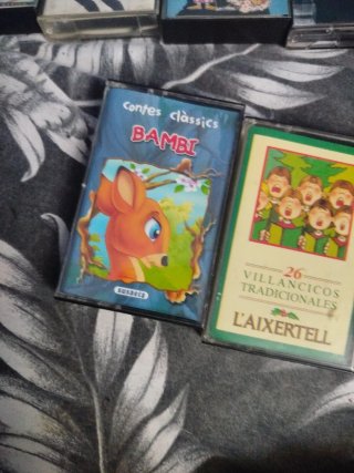 2 Cintas Infantiles Cuentos Clásicos Bambi
