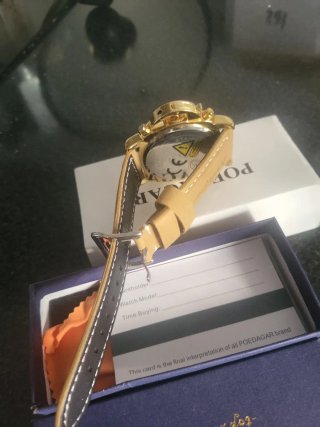 Reloj POEDAGAR Dorado y Marrón