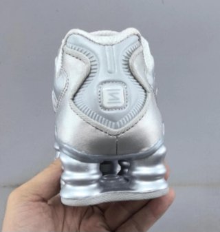Nike Shox plateadas talla 43