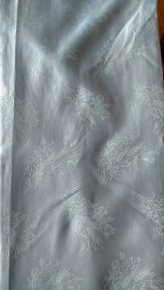 Cortinas celestes con encaje