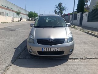 Toyota Verso 2002