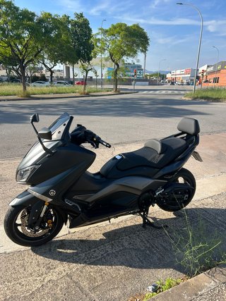 Yamaha TMAX 530 Iron Max